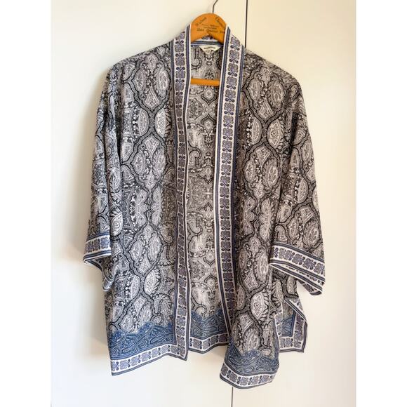 Max Studio Printed short Kimono Jacket Size Small boho Hippie Loungewear - Picture 3 of 9